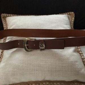 Michael Kors leather belt